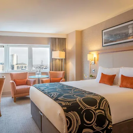 Clayton Hotel